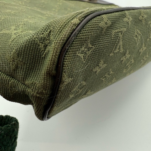 Louis Vuitton Mini Lin Lucille PM - Picture 14 of 16